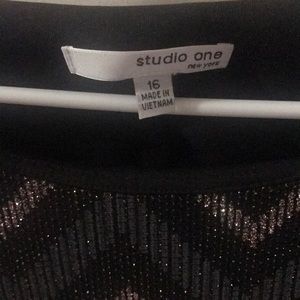 Size 16 Dress black with gold 3/4 sleeve